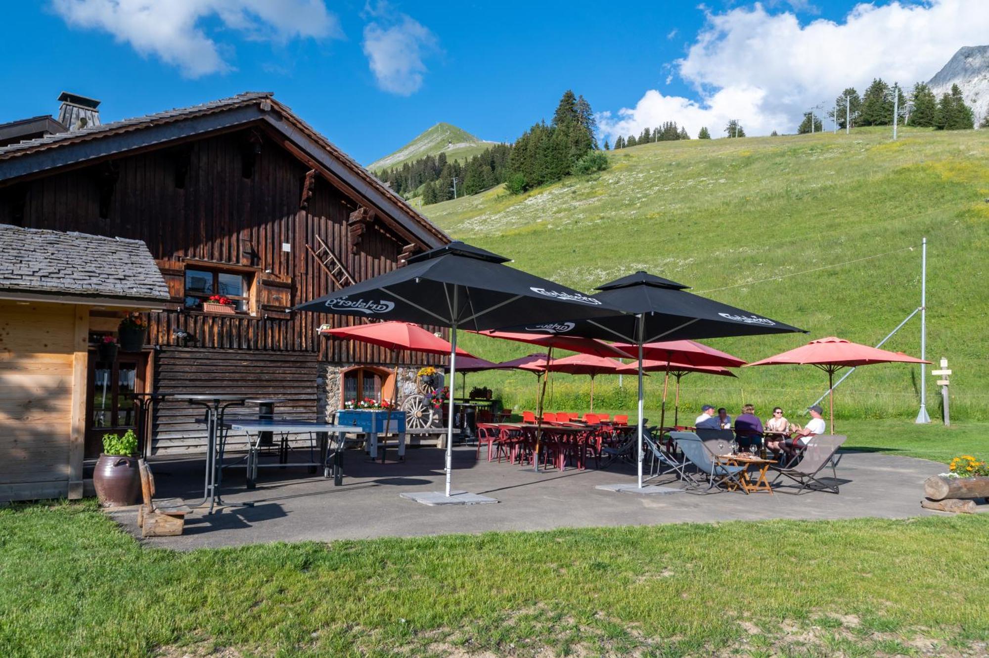Hotel La Vieille Ferme Manigod Exterior foto