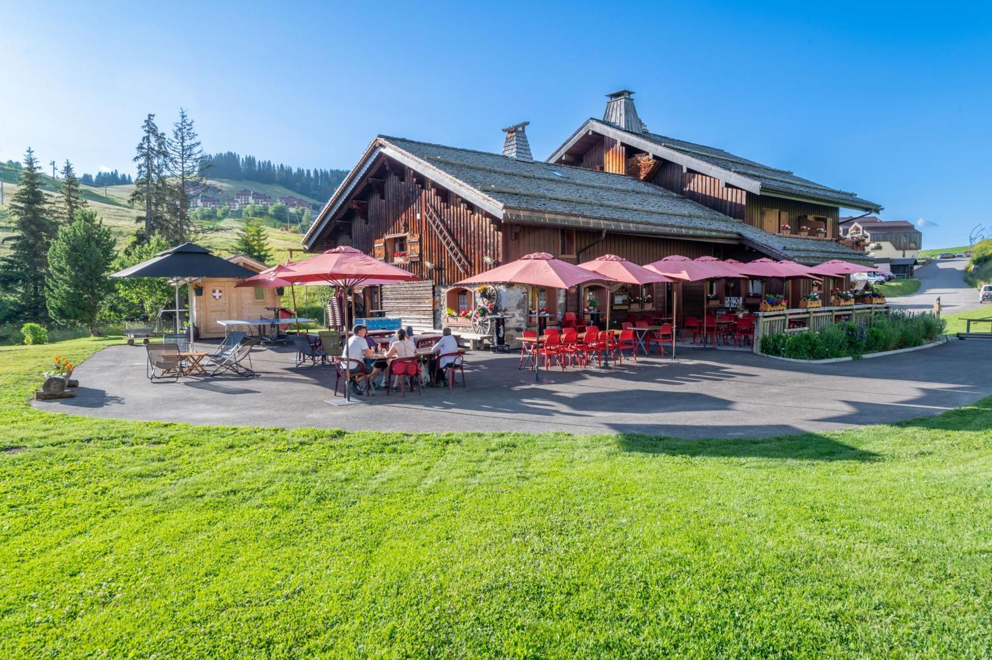 Hotel La Vieille Ferme Manigod Exterior foto